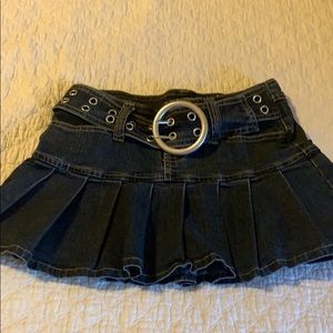 Jean skirt with belt and pocket